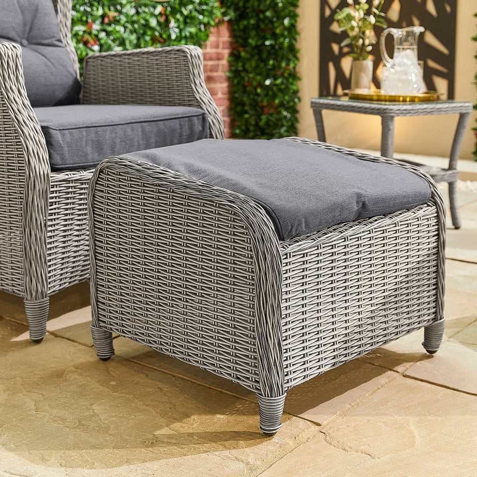 Skylar Rattan 5 Piece Reclining Lounging Set